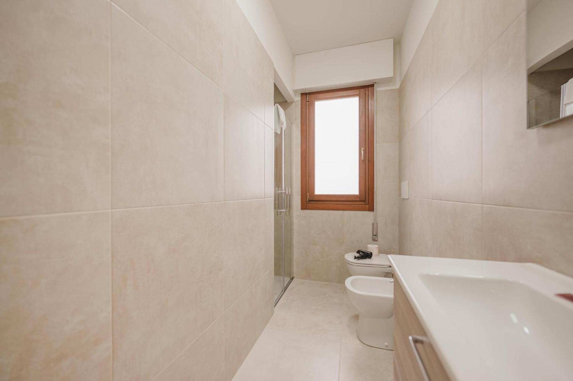Viky Flat - 15 Min From & Free Parking Apartment
