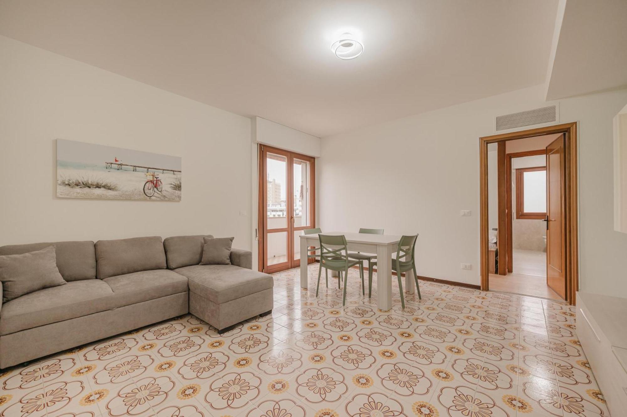 Viky Flat - 15 Min From & Free Parking Appartamento *